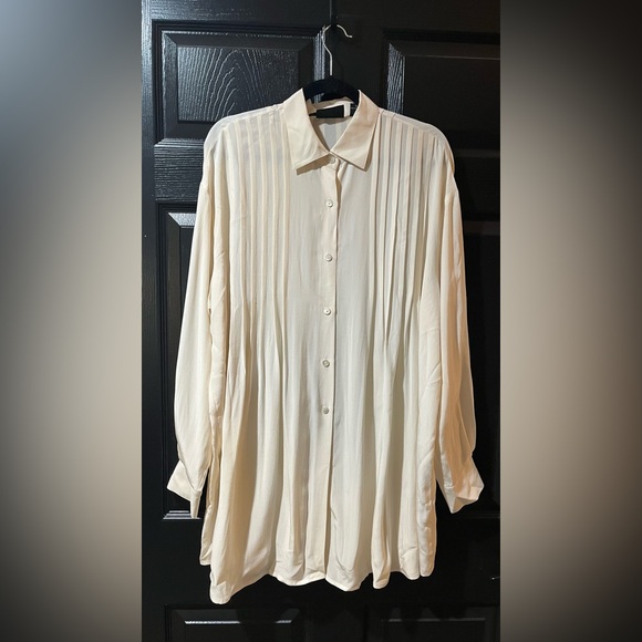 Vintage DKNY 100% Silk Pleated Tunic Blouse